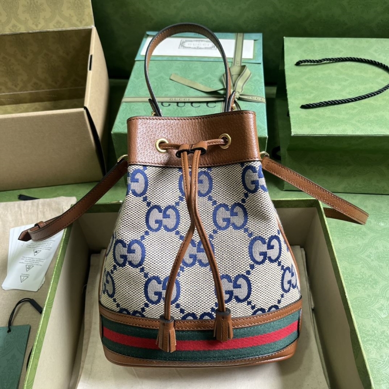 G*u*i bucket bags